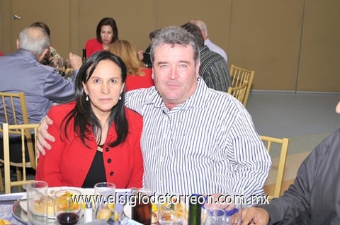 06032011  y Óscar.