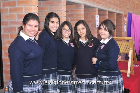 06032011  Zavala, Cristina Reyes, Moe González, Adriana Quiroz e Ivonne Braña.