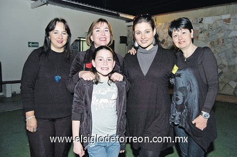 06032011  Ogsten y Malena Romo.