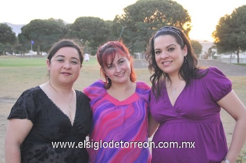 07032011 Ávila, Delia Cárdenas, Montserrat Carrillo y Nayelli Argote.