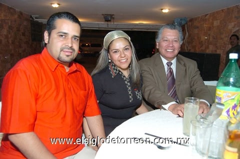 07032011 Cisneros, July Cisneros y Luis Gerardo Guerrero.