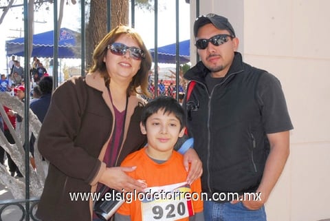 08032011  Juárez y Gabriela Lazcano.