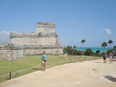 Tania en las ruinas de Tulum.
