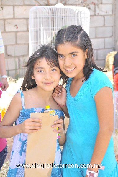11032011  y Santiago.