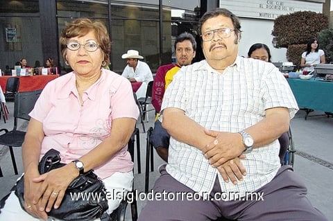 13032011  Flores y Juan de Dios Martínez.