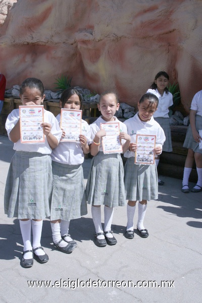 15032011 , Anett, Luna Michel y Andrea Alejandra.