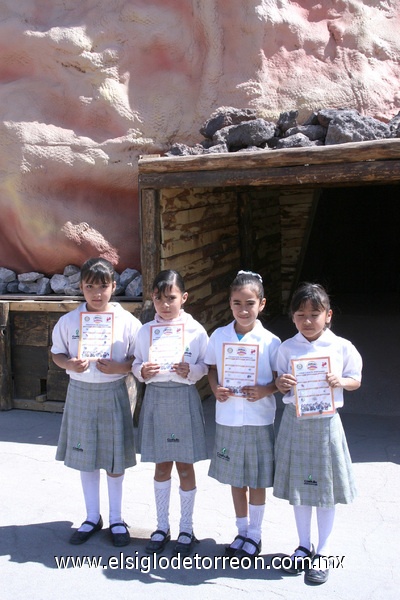 15032011 , Lizbeth, Diana y Fátima.