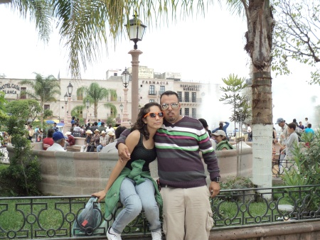 DEYAIRA y Rubén Cháirez.
