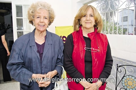 22032011  Gámez Reyes Retana y Magda Madero Gámez.