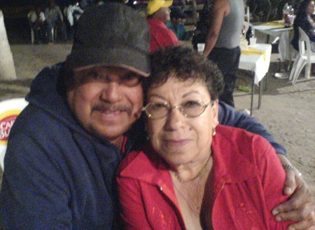 TOMÁS y Juana Canales.
