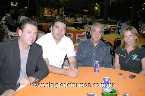 23032011  del Bosque, Aurelio García, Alberto Gallardo e Irelina Díaz.