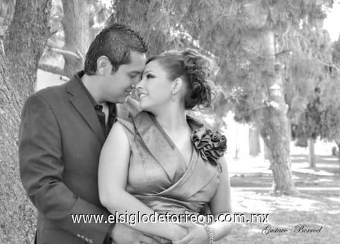 27032011  el día de su presentación religiosa Francisco Alejandro Sánchez Antúnez y María Elena Rangel Méndez.- Gustavo Borroel Fotografía