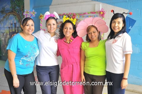 27032011  Borroel, Gabriela Luévano, Adriana García, Sonia Castellanos y Alejandra Morones.