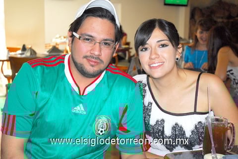 31032011  Flores y Gaby Ponce.