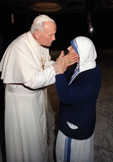 Hasta su encuentro con la madre Teresa de Calcuta. “El hombre que amaba a los hombres”, es como se llama esta fascinante muestra.