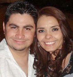 JAVIER NOÉ y Mónica Castañeda.
