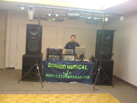 DJ. en acción.