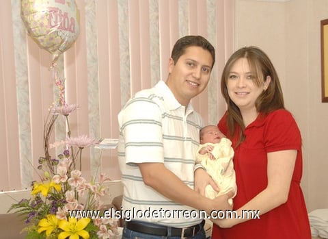 03042011 Güereca Zamarripa alegró con su nacimiento a sus orgullosos papás Alejandro Güereca y Diana Ivette Zamarripa.