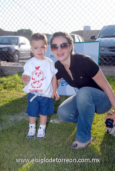 06042011  Bitar y Sandra Cabrera.