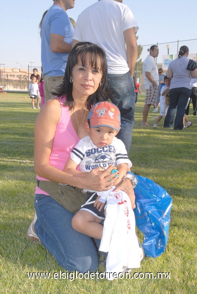 06042011  y Elías.