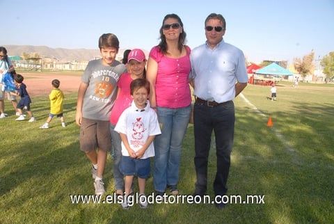 06042011 , Verónica, Valeria, Claudio Andrés y Juan Pablo.