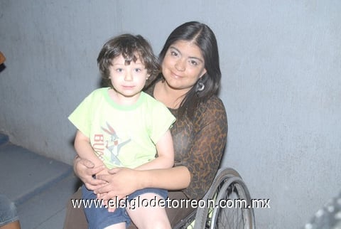 10042011  Sepúlveda Valles y Rosa Estela González Muñoz.