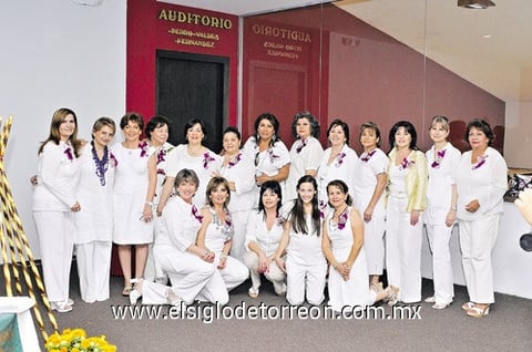 10042011  Asociación de Clubes de Jardinería de la Comarca Lagunera y Club Violeta.