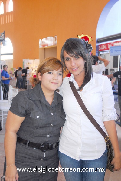 10042011  Barraza y Dulce González.