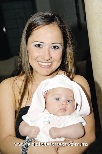 11042011 Esparza y Claudia Serna.