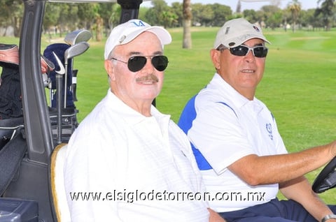 11042011 Chávez y Samuel Hernández.