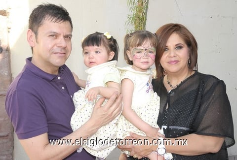 12042011  cumplió Juan Héctor 'Teto' Macario Holguín, quien fue festejado por sus papás Juan Héctor Macario Núñez y Jeny Angélica Holguín Lara.