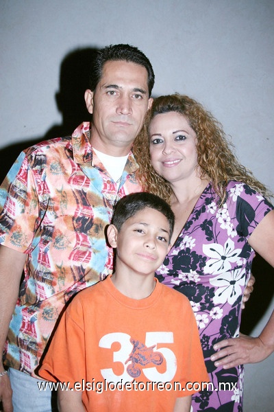 12042011 , Amira y Froy.