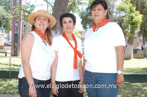 17042011  Villanueva, Gris Plata y Rosa Martha de Grajales.