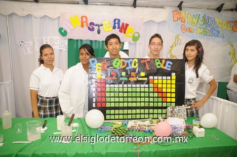 17042011 , Valeria, Dilan, Juan y Ileana.