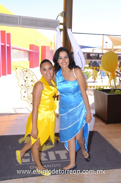 17042011  del Valle y Jéssica Pérez.