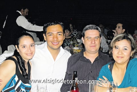 17042011  Hernández, Pedro Hugo Flores Carrillo, Doroteo Ávila y Estela Hernández.