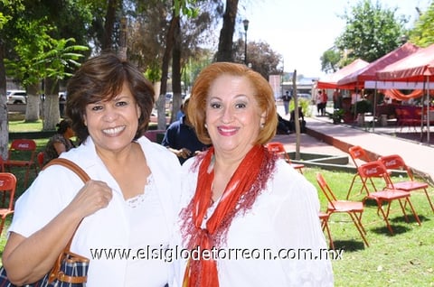 19042011  de Sarmiento y Tita de Mijares.