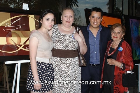 19042011 Salazar, Magdalena Guajardo, Guillermo García Ochoa y Lupita Román.