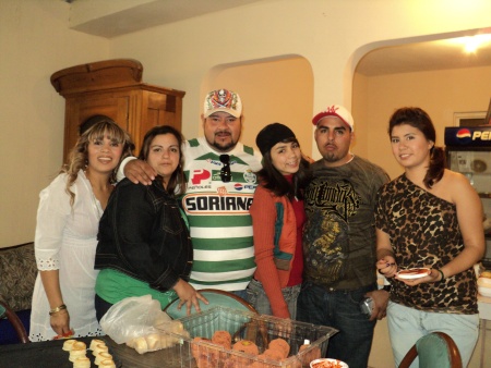 FAMILIA Cháirez.