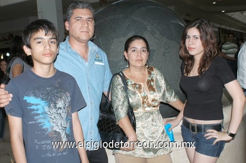 24042011  Torres Flores.