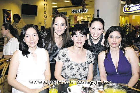 24042011  Bojórquez, Gaby Castillo, Vero Villarreal, Marysol Taboada y Delia Cárdenas.
