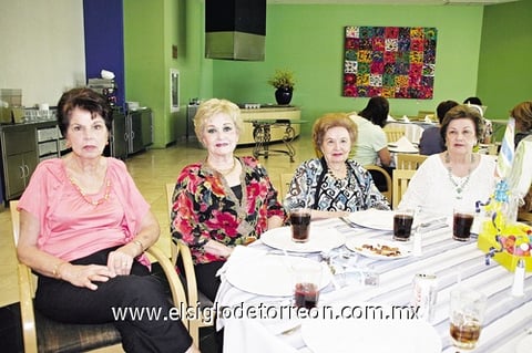 24042011  López Negrete, Enriqueta de Murra, Alicia de Villarreal y Carmelita de Martínez.