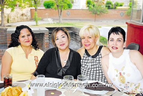 25042011 , María del Rosario, Gelis y Lucy.