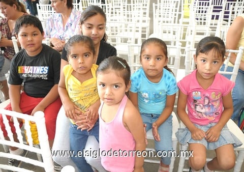 01052011  Abril y Yahir.