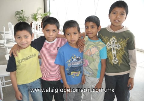 01052011  Leonardo, Ricardo, Felipe y Gael.