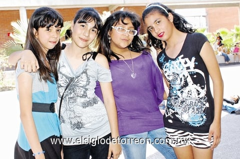 02052011 , Érika, Ana y Karina.