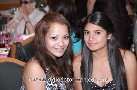 03052011  Ontiveros y Jéssica Barraza.