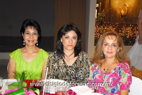 05052011  Ramírez, Rocío García y Myriam Pérez.
