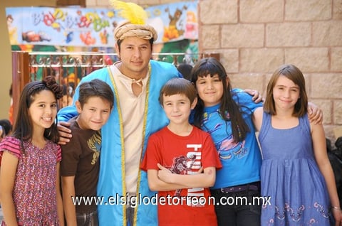 08052011 , Javier, Eduardo, Bernardo, Regina y Paulina.