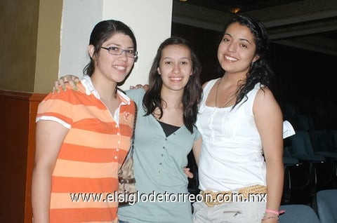 12052011 , Bárbara y Claudia.